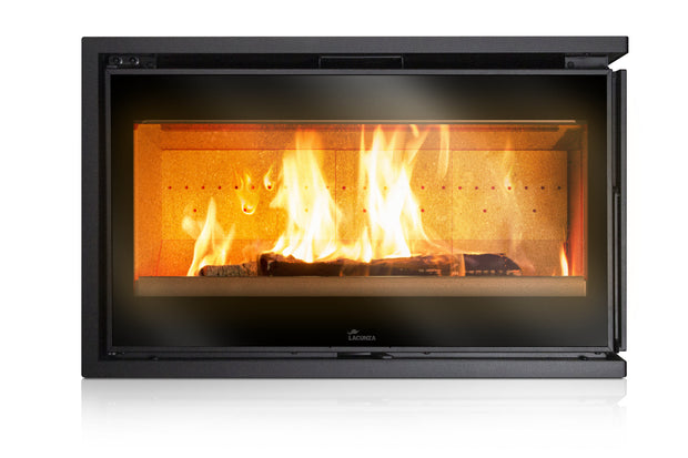 Lacunza ADOUR 800 CLD – Malkinis plieninis židinio ugniakuras, kampinis stiklas ir maksimalus šildymo efektyvumas